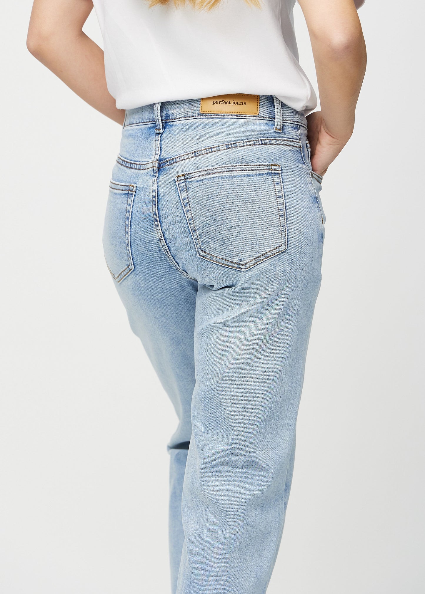 Perfect Jeans - Loose - Waves™